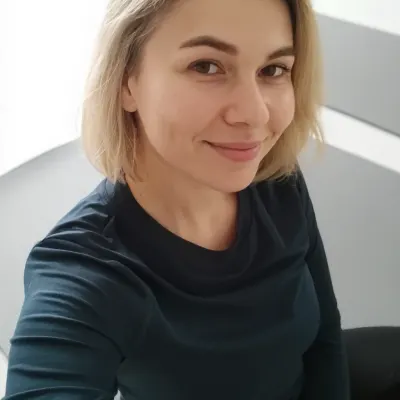Александра, 40